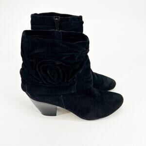 Munro Black‎ Suede Rose Ruffle Booties Size 9S Western Cowgirl